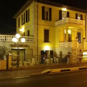 Hotel Laura