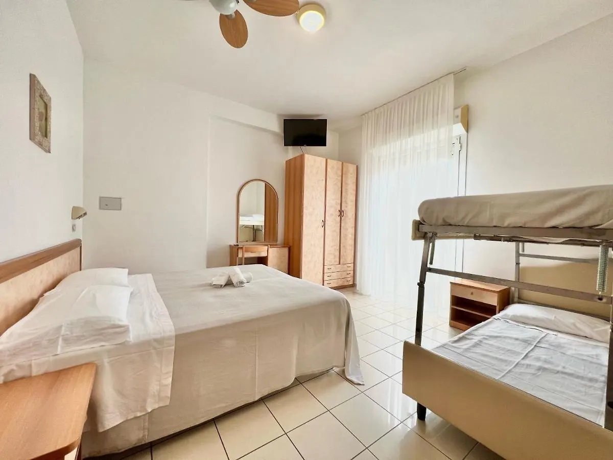 Hotel Ca D'Oro Ρίμινι 2*,  Ιταλία